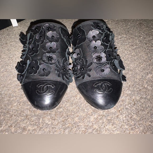 CHANEL Flower Sheer Black Leather flats/slippers/mules CC Logo - Picture 5 of 12
